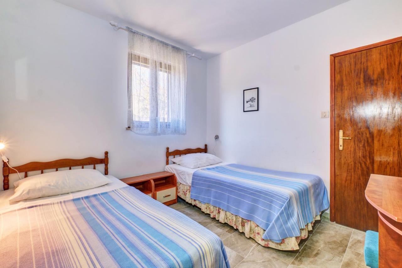 Eco Secluded Apartments Zabodarski Cunski Exterior photo