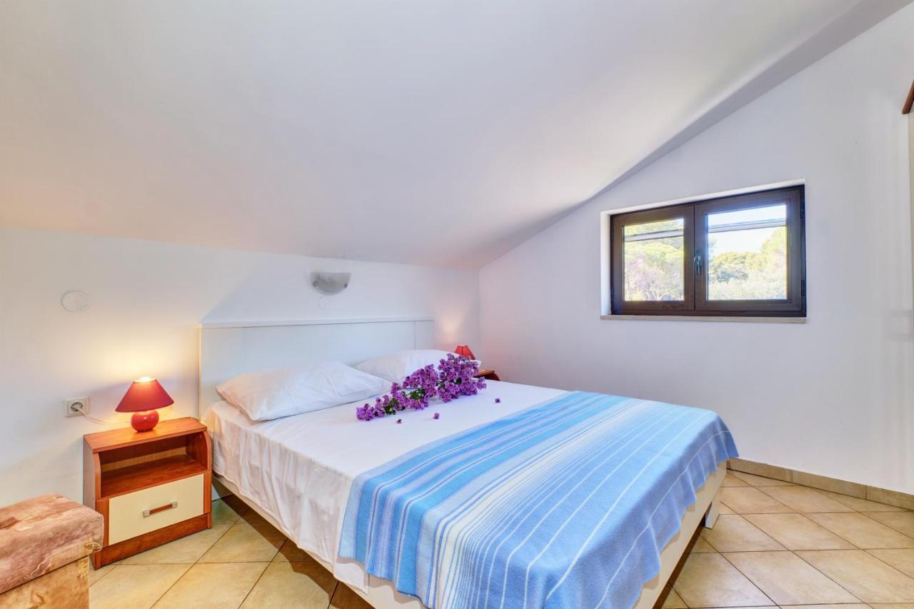 Eco Secluded Apartments Zabodarski Cunski Exterior photo